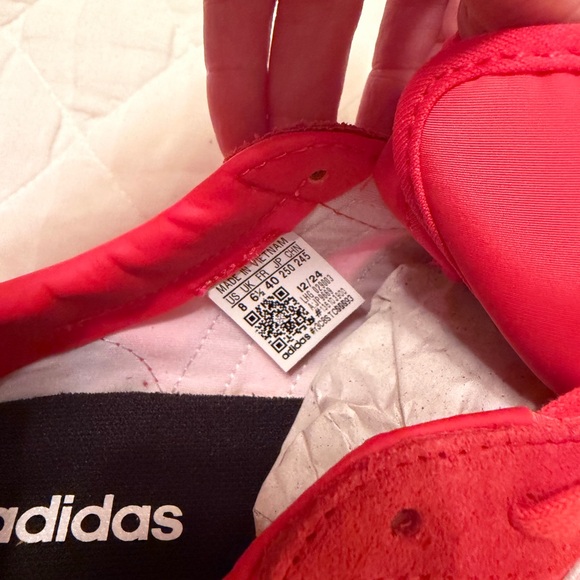 Adidas Women's Barreda Decode Sneakers - Picture 5 of 6